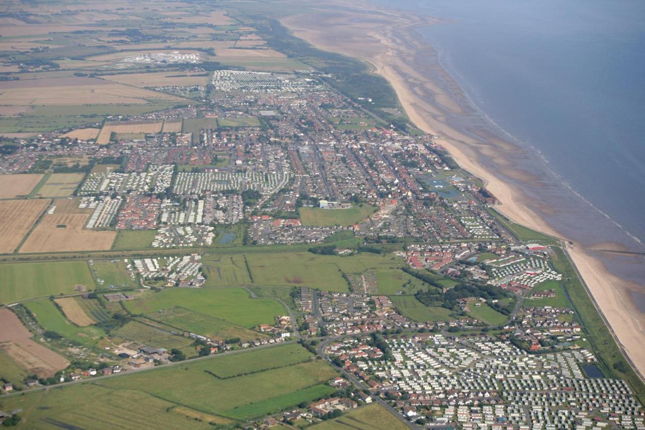 6 Berth Caravan For Hire By The Beach In Heacham, Norfolk Ref 21038C 外观 照片