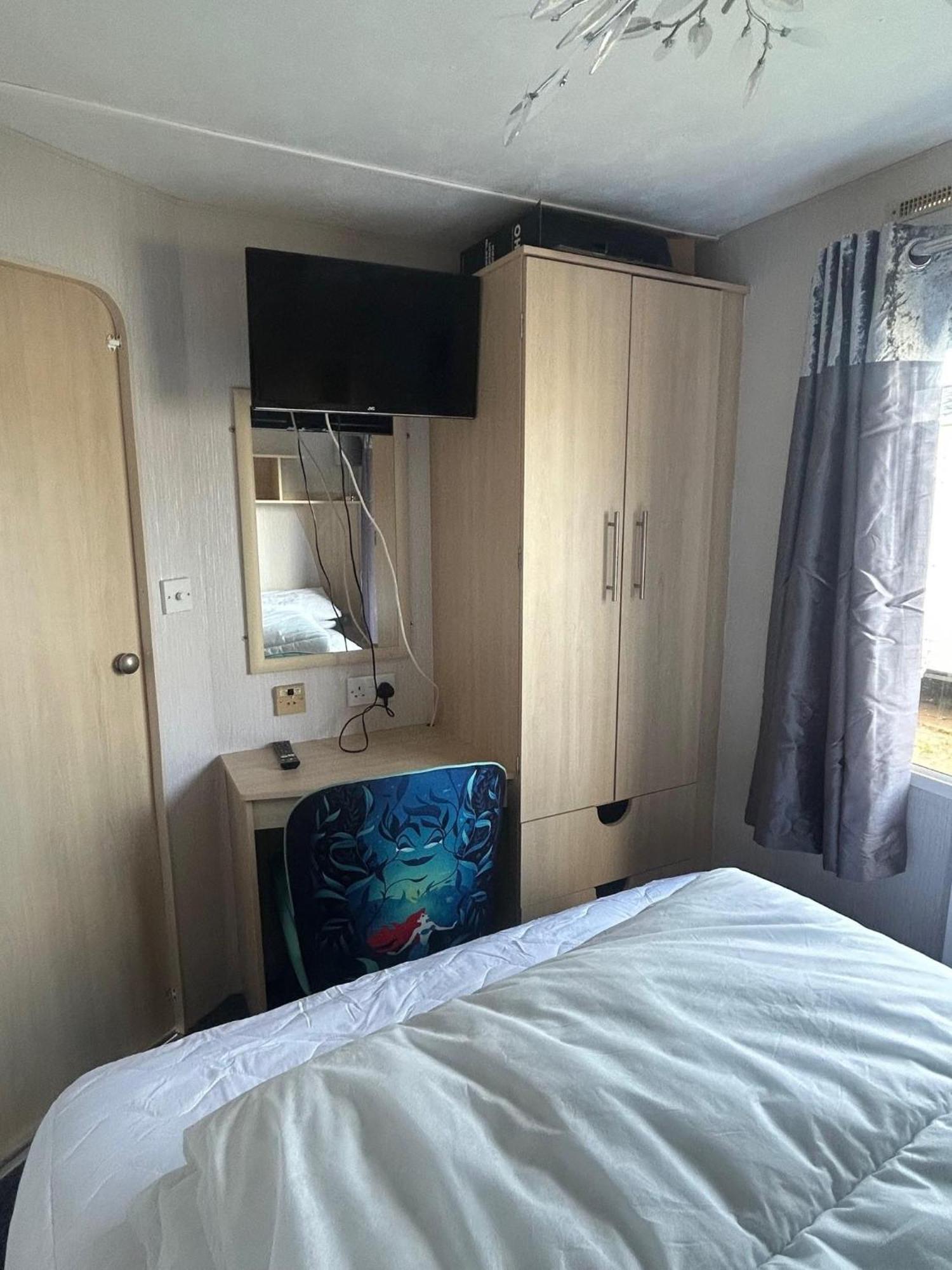 6 Berth Caravan For Hire By The Beach In Heacham, Norfolk Ref 21038C 外观 照片